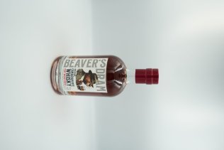 Beaver's Dram  Premium Canada Rye, Portwood Finish 70cl x6